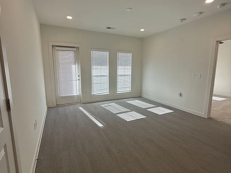 The Remy Apartments at LaGrange — Photo 187
