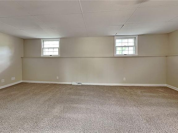 5th image of 5905 Elm Ave