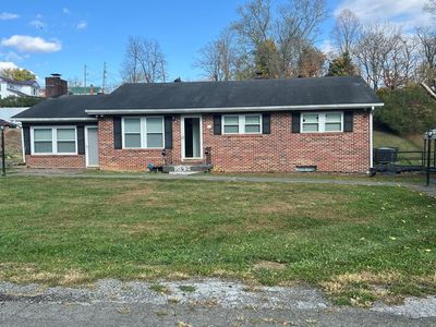 33 Maplewood Dr, Honaker, VA, 24260