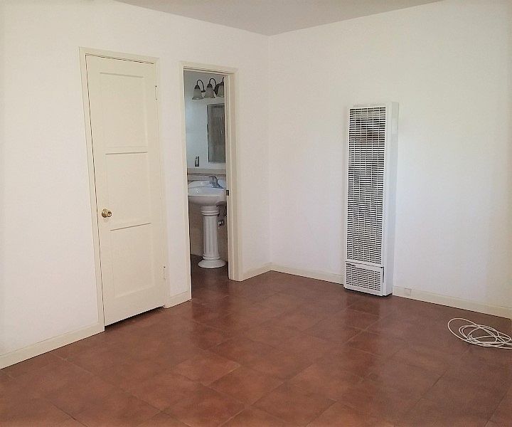 2nd image of 718 E Victoria St #3