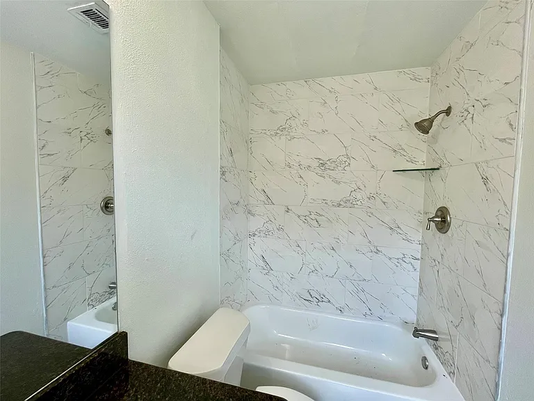 5375 Little John Ln — Photo 14