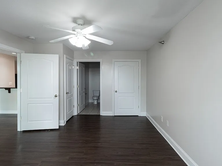 1100 Club Village Dr — Photo 20