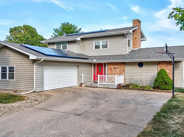 84 Bay Shore Dr, Lacon, IL 61540