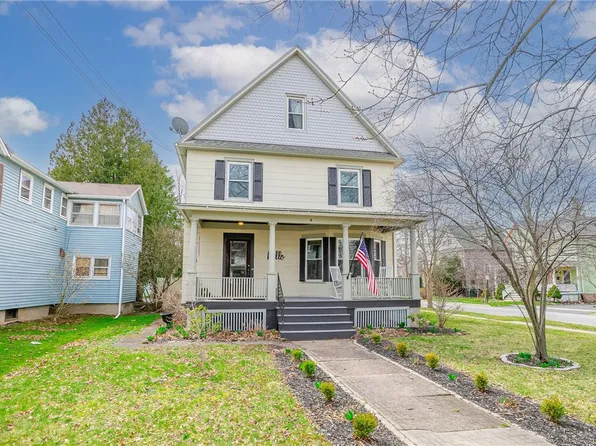 4 Beach St, Brockport, NY 14420