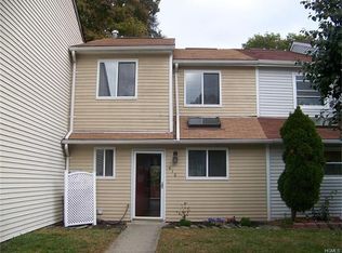 416 Rakov Rd, Maybrook, NY 12543