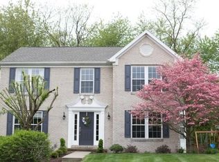 100 Cherokee Ct, Freeport, PA 16229