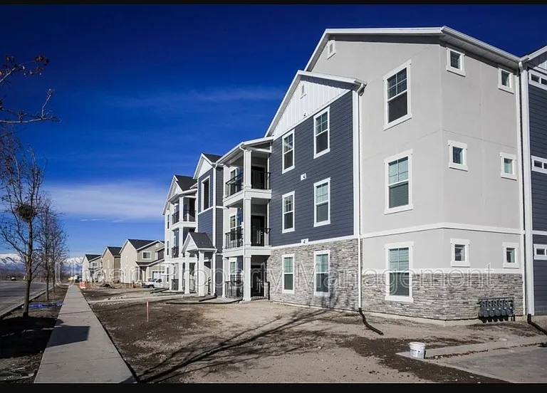 14484 S Ronan Ln #1-Q201 — Photo 2