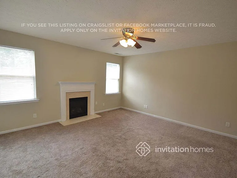 250 Silver Arrow Cir — Photo 2