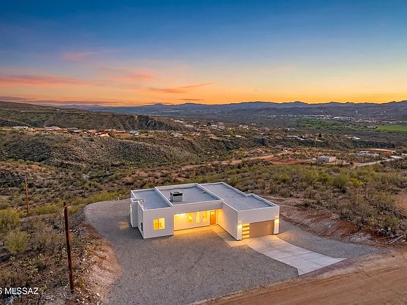 2nd image of 203 Anchoa Ct