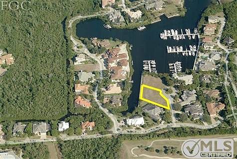 3rd image of 15960 Nelsons Ct