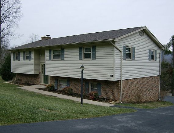 1st image of 354 Woodhurst Dr