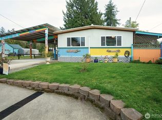 2618 E 3rd St, Pt Orchard, WA 98366