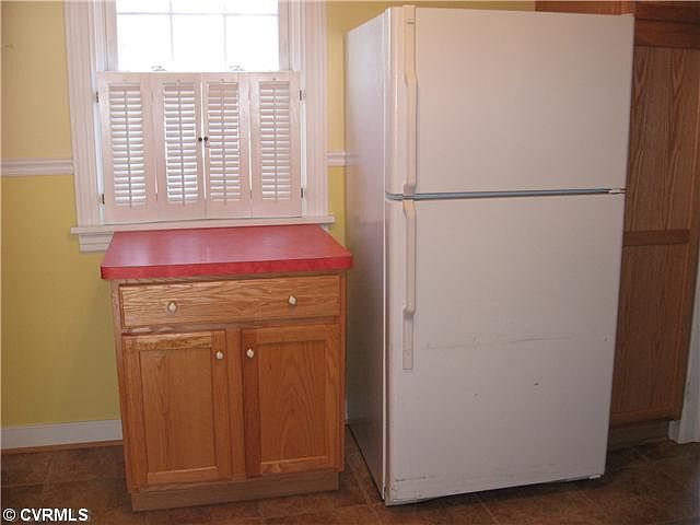 2nd image of 8504 Lansdowne Rd