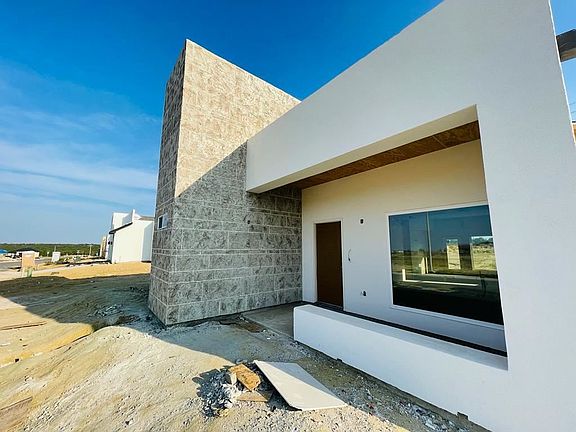 5th image of 6917 Molinos Dr