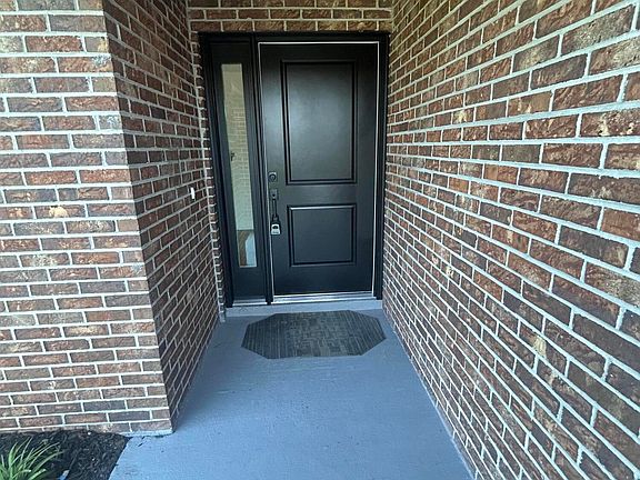 4th image of 1218 Thallar Ln NW