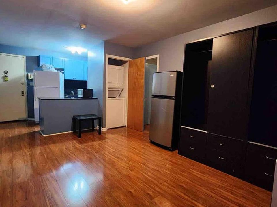 1st image of 14225 37th Avenue #7C
