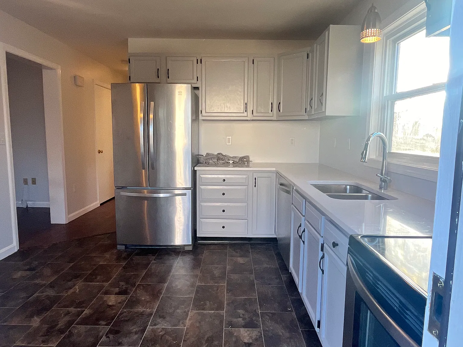 3 bed, 1510 sqft, $3,000 — Photo 3