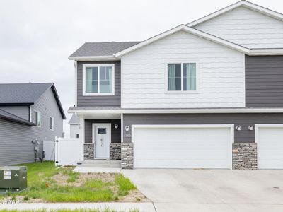 1752 Tobi Ln, Grand Forks, ND, 58201
