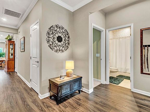 5th image of 5 Witchita Ln
