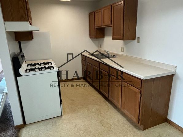 110 2nd Ave SE #103