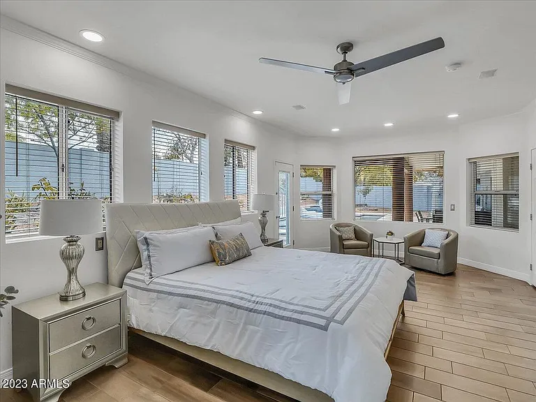 3351 E Las Rocas Dr — Photo 23