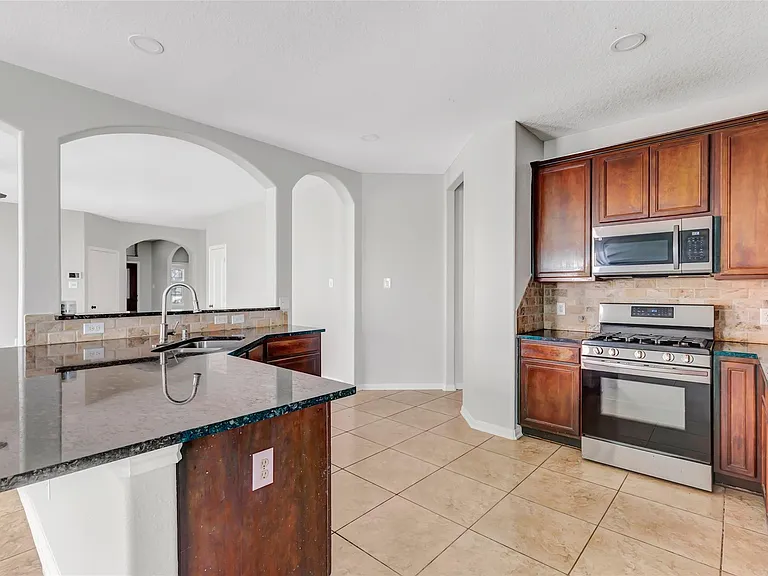 9934 Dragonfly Meadow Ct — Photo 32