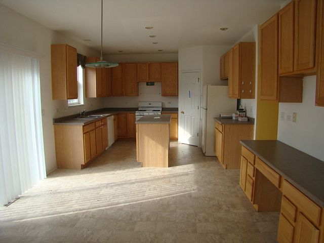 2nd image of 3593 Sonoma Cir