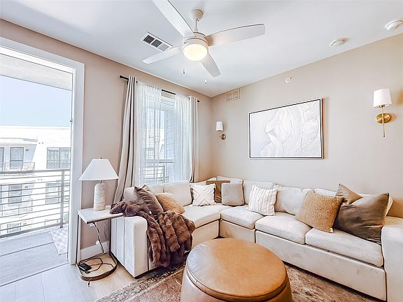 5th image of 1701 Simond Ave #639