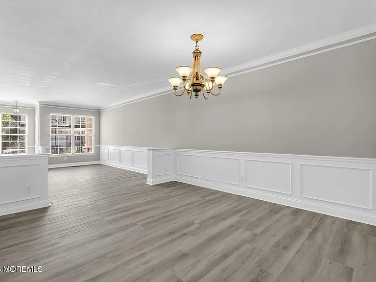 30 Brookfield Dr — Photo 3