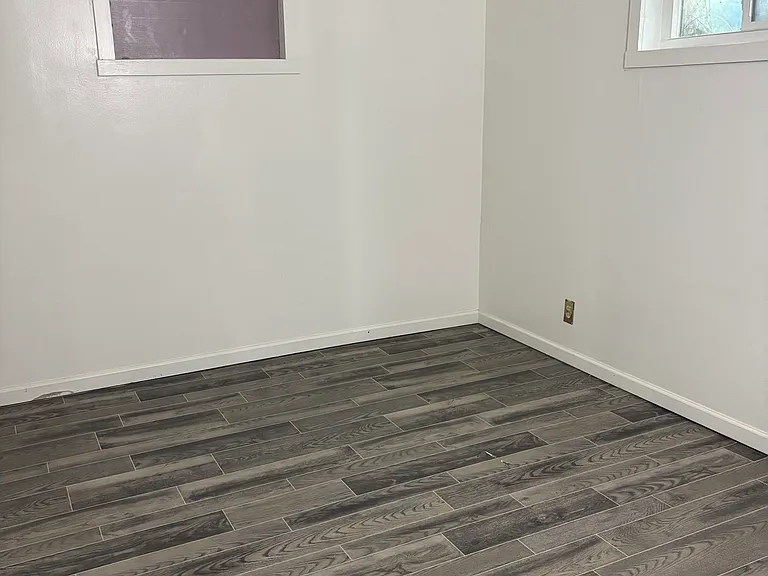 2034 S 1700 E — Photo 21