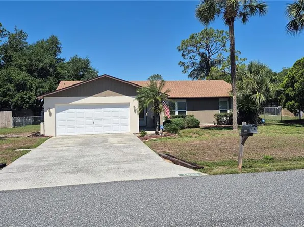 4625 Canterbury Dr, Land O Lakes, FL 34639