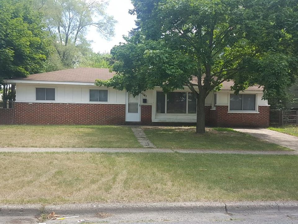 1st image of 1041 Zephyr St