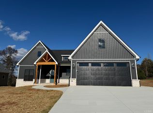 1045 Cedar Tree Ln, Forest, VA 24551