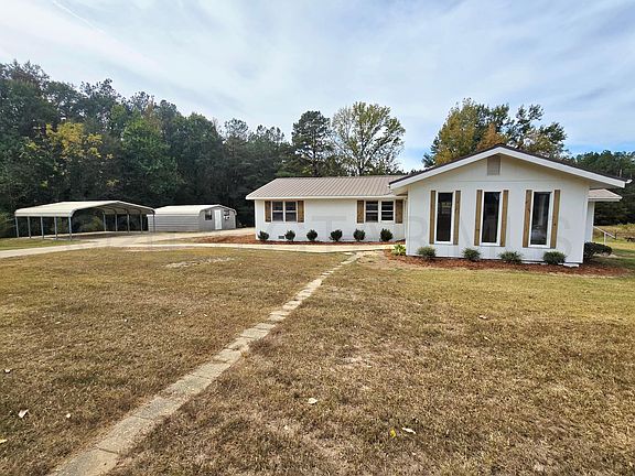 2nd image of 2411 Jackson Rd