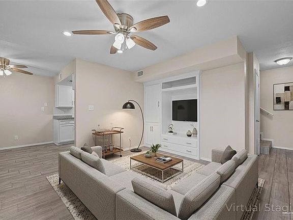 5th image of 3509 N 23rd Ln APT 210