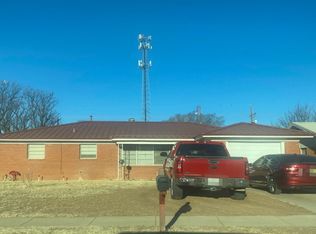 303 N Washington Ave, Denver City, TX 79323