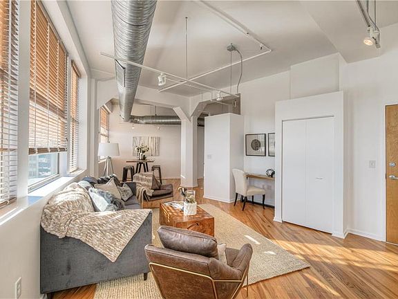 4th image of 2107 Grand 801 Blvd #801