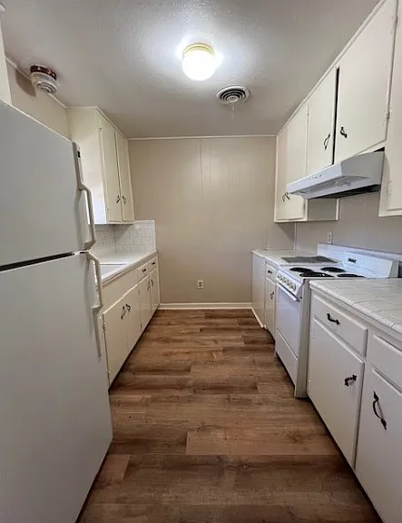 2205 Long Ave #2205 — Photo 4