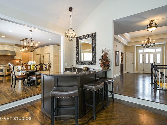 5th image of 9 Wescott Ln