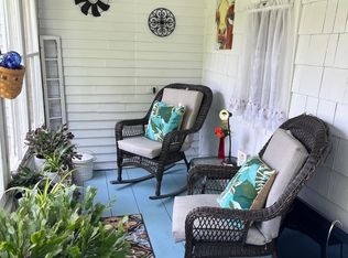 300 Main St #B, Fremont, NH 03044