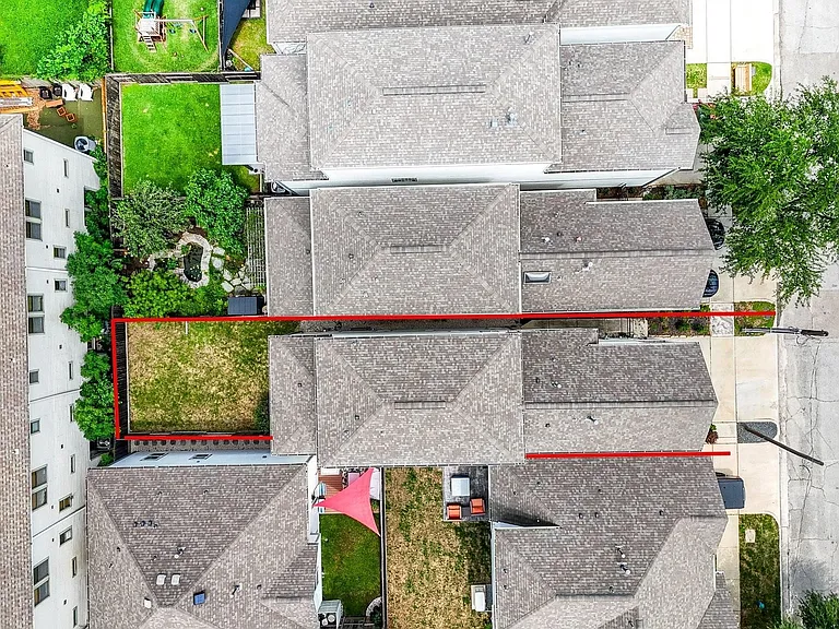 1122 Live Oak St — Photo 34