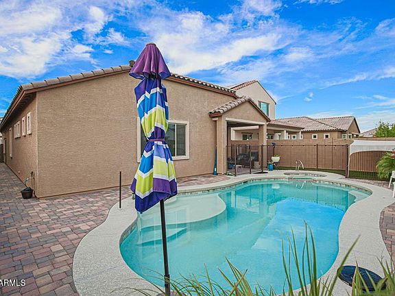 4th image of 10133 W Cashman Dr