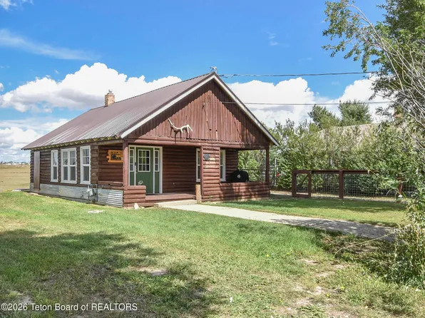 855 Piney Dr, Big Piney, WY 83113