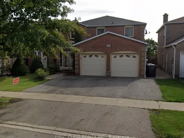 324 Winfield Ter, Mississauga, ON L5R 1N5