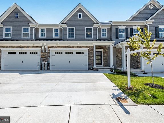 3rd image of 1711 Botanical Ct #10