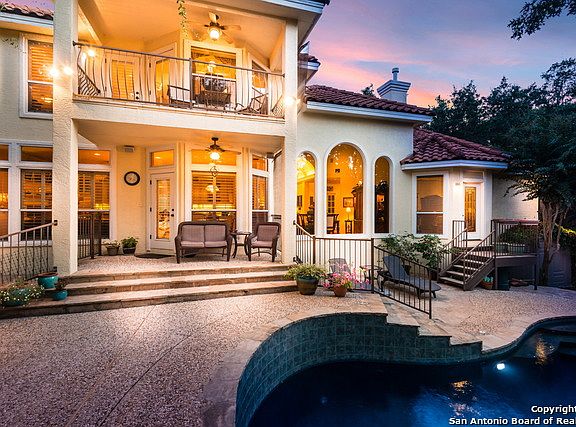4th image of 66 Eton Green Cir