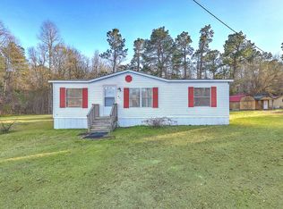 609 Sprouts Ln, Bonneau, SC 29431