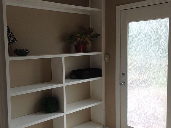 3rd BR/Office-Doors to Deck