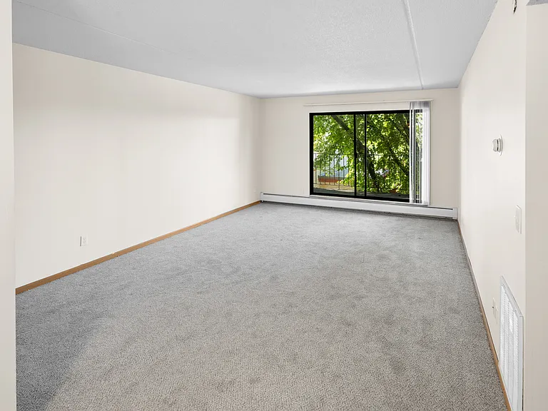 Rosewood West — Photo 10