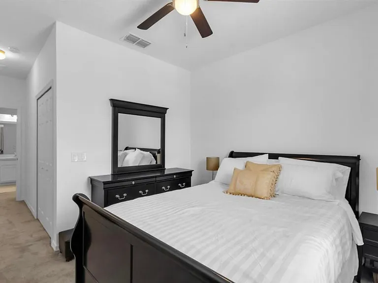4710 Cliveden Loop — Photo 24